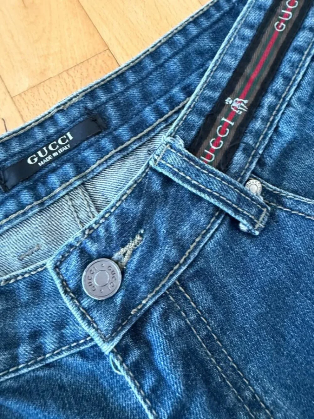 Gucci Made in Italy Straight Leg Jeans GG Crest Pocket Size 34